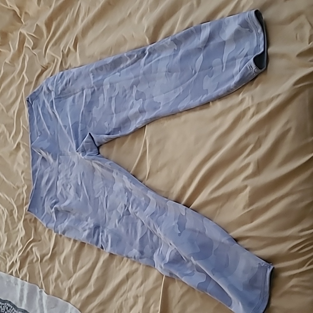 Workout leggings with pockets